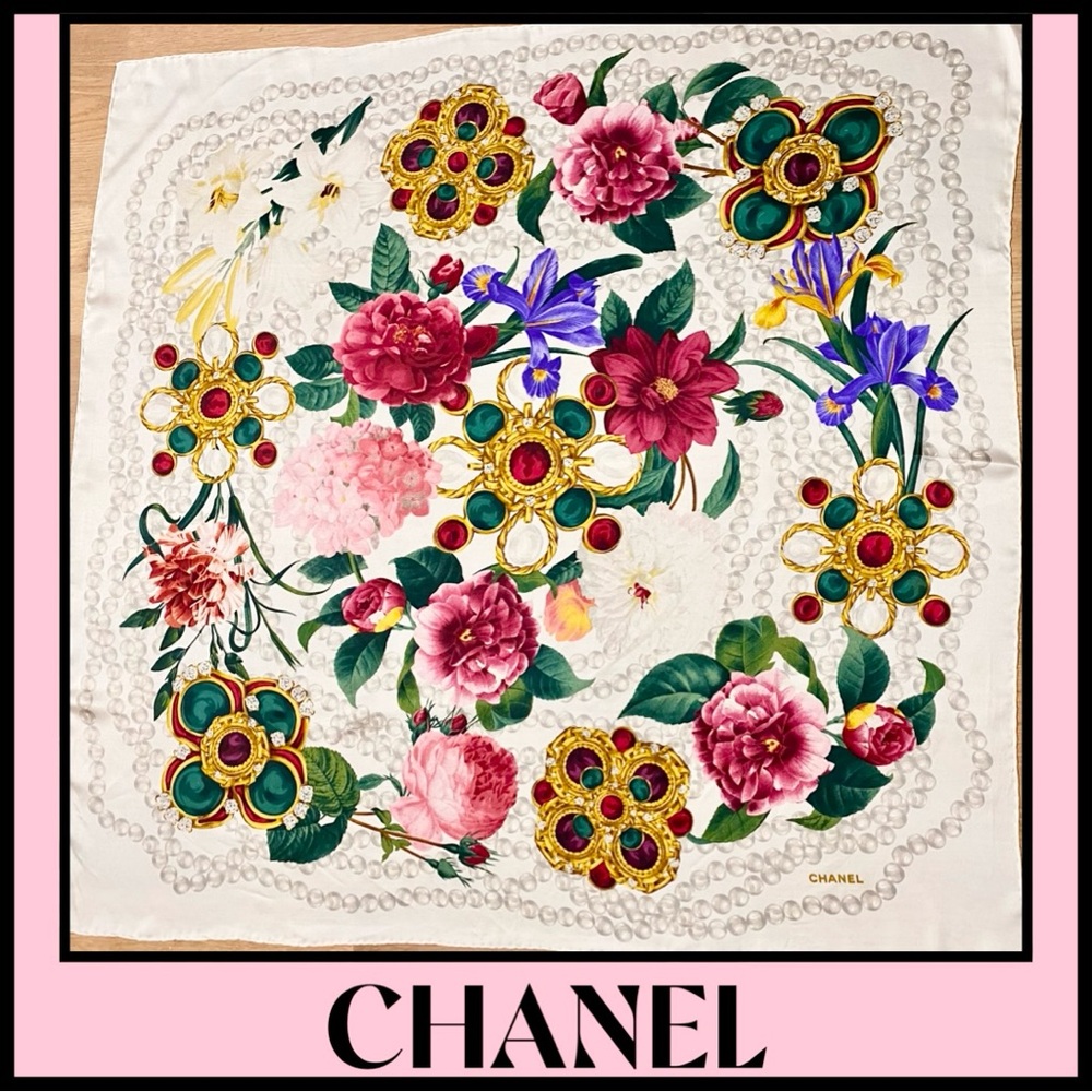 CHANEL Silk Scarf Roses Floral Jewels Pearls Design Vintage 34” x 35”